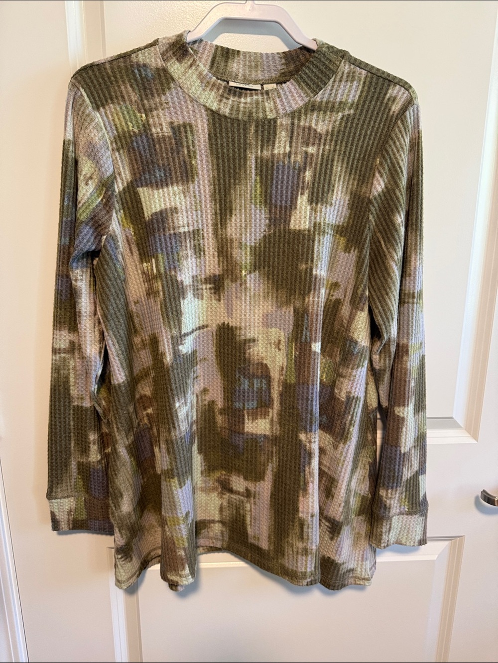 LOGO by Lori Goldstein long sleeve waffle knit top. Thyme color. Never worn.